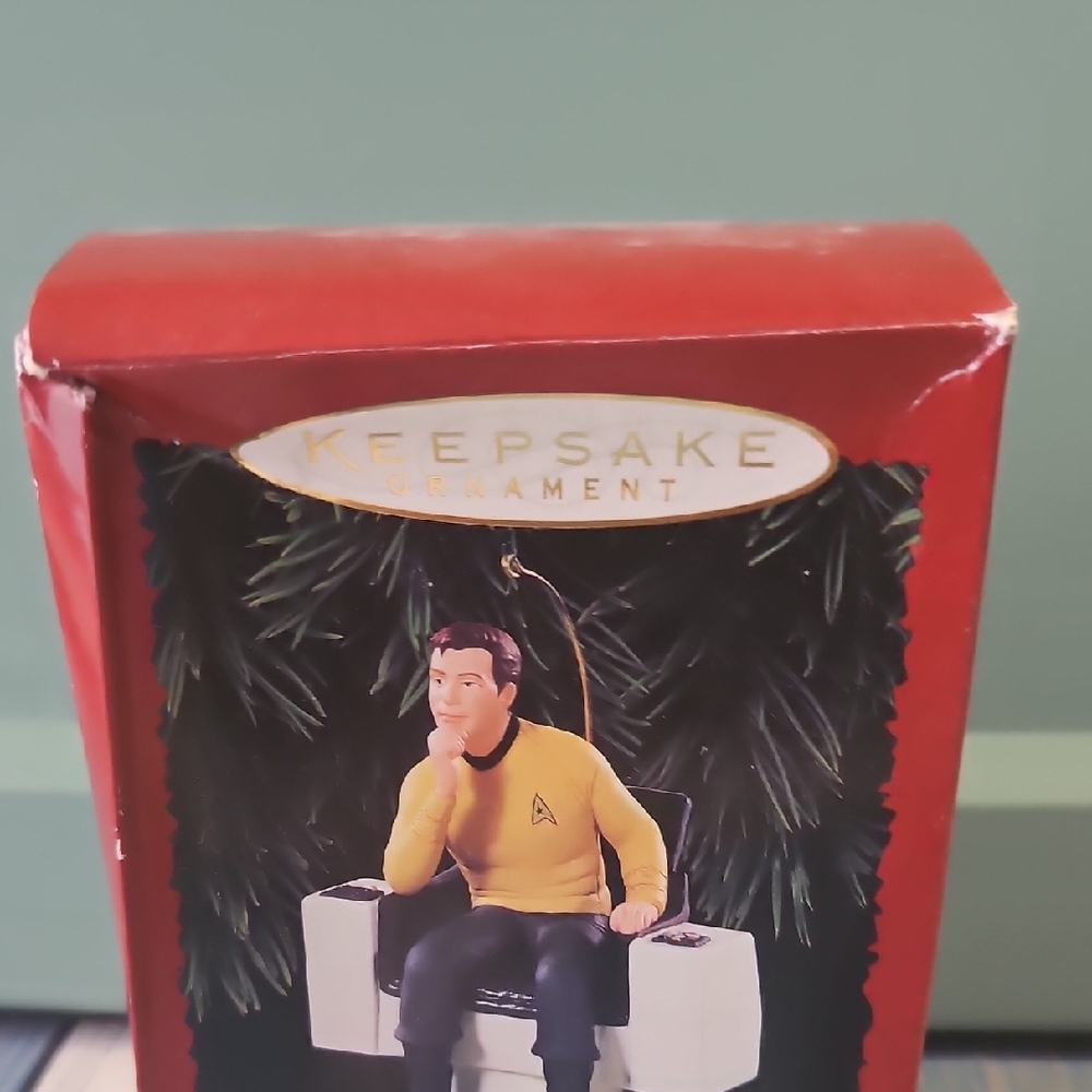 1995 Hallmark Keepsake Ornament - Captain James T. Kirk